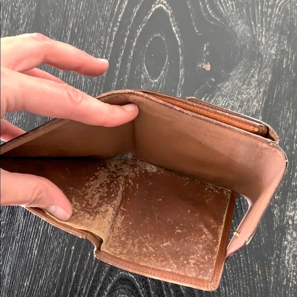 Authentic Louis Vuitton wallet - used - Picture 5 of 6